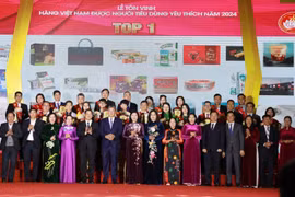 Lễ tôn vinh "Hàng Việt Nam được người tiêu dùng yêu thích" năm 2024