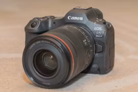 Canon trình làng EOS R5 Mark II: Máy ảnh mirroless cao cấp với giá 105 triệu đồng
