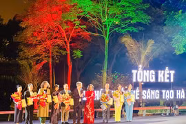 Khoảng 30 vạn người tham gia trải nghiệm Lễ hội Thiết kế sáng tạo Hà Nội 2024