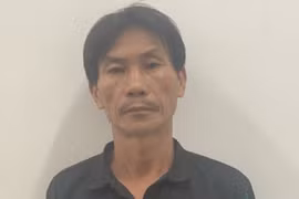 Gia Lai: Lên mạng đặt sổ đỏ giả rồi mang ra tiệm cầm đồ thế chấp, chiếm đoạt hơn 1,3 tỷ đồng