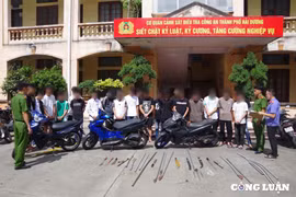Xử lý nhóm 40 thanh thiếu niên mang hung khí, đua xe ở TP Hải Dương
