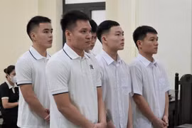 Tổ chức sử dụng ma tuý, 5 cựu cầu thủ Hà Tĩnh cùng nhau lĩnh án
