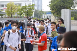 15.500 cán bộ, giáo viên, nhân viên được huy động coi thi lớp 10 tại Hà Nội