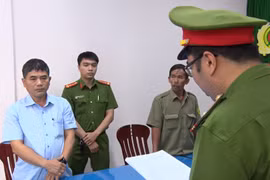 Bắt Phó trưởng Ban Quản lý khu kinh tế Dung Quất và thuộc cấp