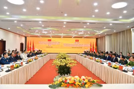 Thắt chặt tình đoàn kết, gắn bó giữa nhân dân, chính quyền địa phương và giữa Bộ Quốc phòng hai nước Việt Nam - Trung Quốc