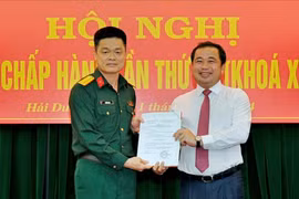 Hải Dương: Bầu bổ sung Đại tá Vũ Hồng Anh vào Ban Thường vụ Tỉnh ủy