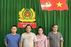 Bắt khẩn cấp nhóm “tú ông, tú bà” chuyên điều hành tiếp viên múa thoát y và bán dâm