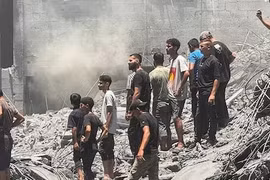 Israel lại tấn công Thành phố Gaza, thêm hàng chục người thiệt mạng
