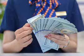 Giá USD đảo chiều giảm
