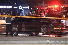'Xe điên' lao vào người đi bộ ở Seoul, ít nhất 9 người thiệt mạng