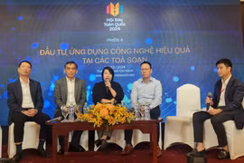 Đầu tư, ứng dụng công nghệ tại các toà soạn phải "đi song song cả hai chân"