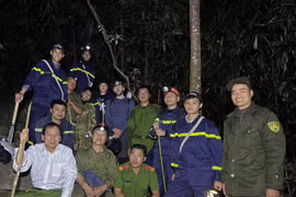 Lào Cai: Lực lượng tìm kiếm, cứu hộ Sa Pa kịp thời tìm thấy du khách nước ngoài đi lạc rừng trong đêm
