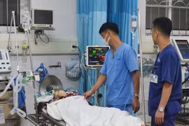Sử dụng máy phát điện vì mất điện sau bão, 6 người bị ngộ độc khí CO