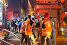 Vụ cháy tại Trung Kính khiến 14 người chết: Nhân chứng bàng hoàng kể lại sự việc