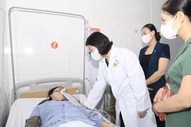 Lãnh đạo Hà Nội thăm, động viên nạn nhân vụ cháy tại quận Cầu Giấy