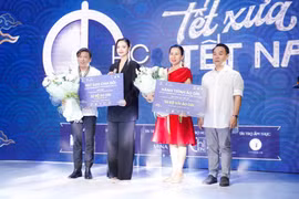 "NTK Việt Hùng đồng hành cùng tài năng trẻ HUTECH tại Fashion Show "C.D CHIC Tết xưa Tết nay"