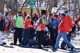 Xả súng trong lễ ăn mừng chức vô địch Super Bowl, hàng chục người thương vong
