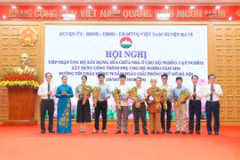 Tiếp nhận ủng hộ cho người nghèo, Chủ tịch huyện Ba Vì yêu cầu "3 không"