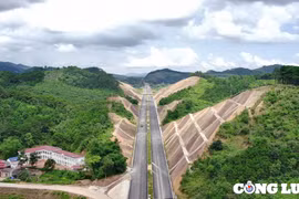 Con đường nghìn tỉ nối thành phố Lạng Sơn đến miền tuyết trắng Mẫu Sơn sắp được hoàn thành