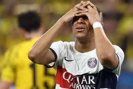 Mbappe thất thế trong vụ kiện với PSG