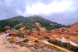 Con số người chết, mất tích do thiên tai đã là 330 người