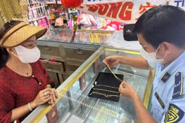 TP HCM: Nhiều cửa hàng kinh doanh vàng vi phạm, bán vàng không rõ nguồn gốc