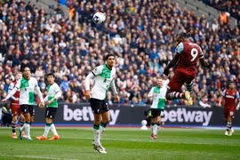 Hòa West Ham, Liverpool chia tay giấc mơ vô địch Ngoại Hạng Anh