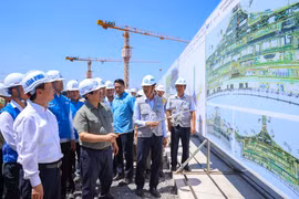 Thủ tướng: Phấn đấu hoàn thành vượt tiến độ các công trình, dự án trọng điểm ngành giao thông