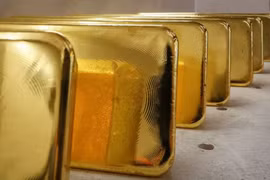 Căng thẳng địa chính trị và cuộc đua bầu cử Mỹ khiến nhà đầu tư đổ xô vào Bitcoin và vàng