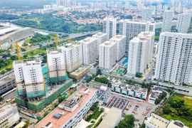 Căn hộ sơ cấp rớt giá, thị trường TP HCM lại 'chạy sau' Hà Nội trong quý III/2024