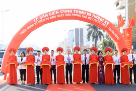 Hà Nội: Thông xe đường Âu Cơ-Xuân Diệu chào mừng 70 năm Ngày Giải phóng Thủ đô