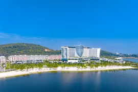 Đồ Sơn xuất hiện khách sạn tiêu chuẩn quốc tế, lấy lại vị thế trên bản đồ du lịch