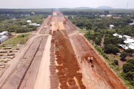 Sớm khởi công xây dựng đường bộ cao tốc Dầu Giây - Tân Phú