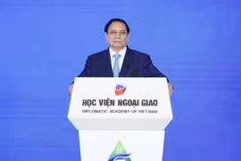 Xây dựng Cộng đồng ASEAN phát triển nhanh, bền vững, lấy người dân làm trung tâm
