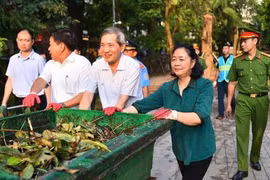Hà Nội tổng vệ sinh môi trường sau bão số 3