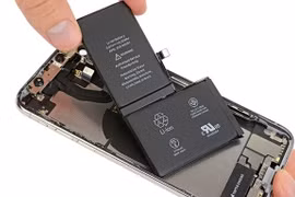 Apple cải tiến thiết kế, việc thay pin trên iPhone 16 dễ dàng hơn