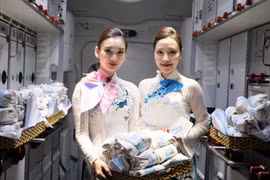 Vietnam Airlines lan tỏa thông điệp bình đẳng giới trên các chuyến bay ngày Quốc tế phụ nữ 8/3