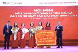 Tỏa sáng phẩm chất Phụ nữ Agribank: “Năng động - Sáng tạo - Nhân hậu - Đảm đang”