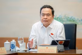 Chủ tịch Quốc hội: “Đất nước mình đâu đâu cũng có cây thuốc quý”