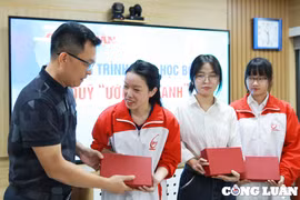 Quỹ "Ước mơ xanh" đến với sinh viên Học viện Công nghệ Bưu chính Viễn thông