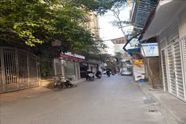 Giá nhà mặt ngõ ngoại thành Hà Nội ghi nhận mức kỷ lục 100 triệu đồng/m2