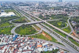 TP. HCM đặt mục tiêu phát triển hơn 652 km đường bộ/năm