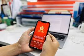 Người dân trên cả nước có thể đăng ký cấp Phiếu lý lịch tư pháp qua ứng dụng VNeID