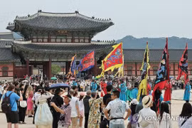 Hàn Quốc dẹp hàng loạt tour du lịch 'phá giá'