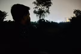 Những sinh viên ủng hộ cựu Thủ tướng Bangladesh đang đối mặt với sự trả thù