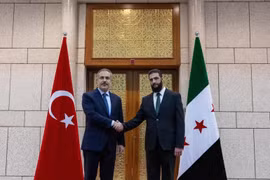 Mỹ hủy treo thưởng cho thủ lĩnh mới của Syria, Thổ Nhĩ Kỳ kêu gọi dỡ bỏ lệnh trừng phạt toàn cầu