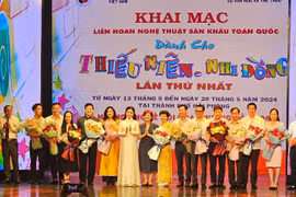 Khai mạc Liên hoan Nghệ thuật sân khấu toàn quốc dành cho thiếu niên, nhi đồng lần thứ nhất