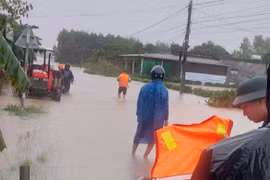 Lũ đang rút, Quảng Trị khẩn trương khắc phục hậu quả bão số 6