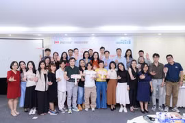 Hơn 30 phóng viên tham dự tập huấn về bình đẳng giới và bạo lực đối với phụ nữ, trẻ em gái