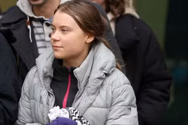 Nhà hoạt động khí hậu Greta Thunberg được tuyên trắng án tại London